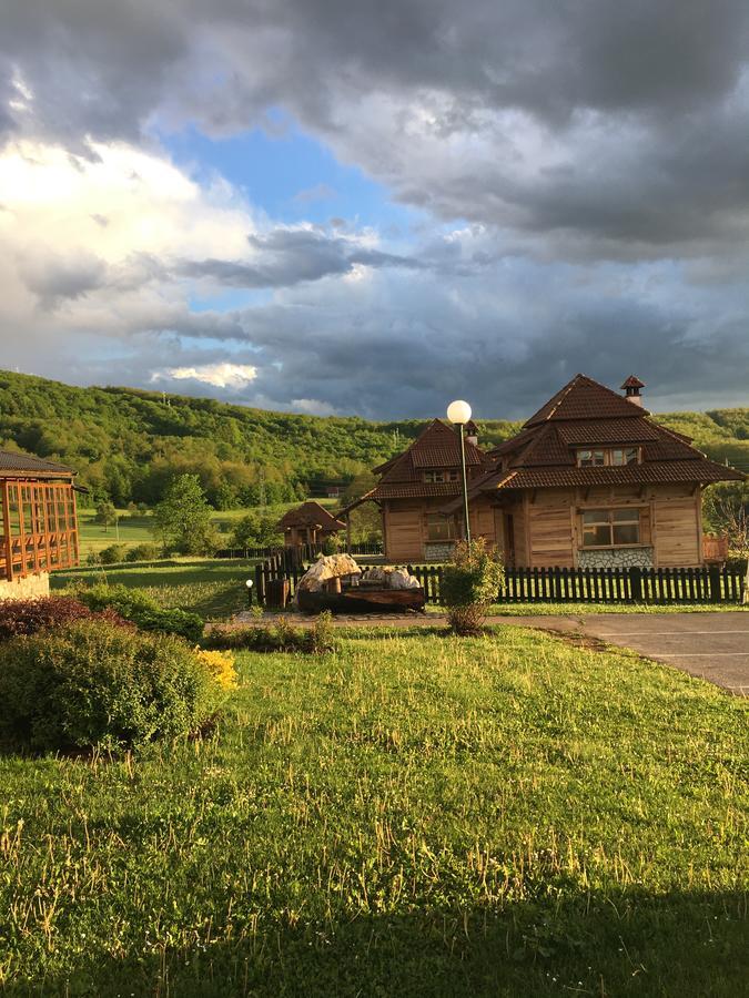 Villa Nacionalna Kuca Bajo Mackat Exterior foto
